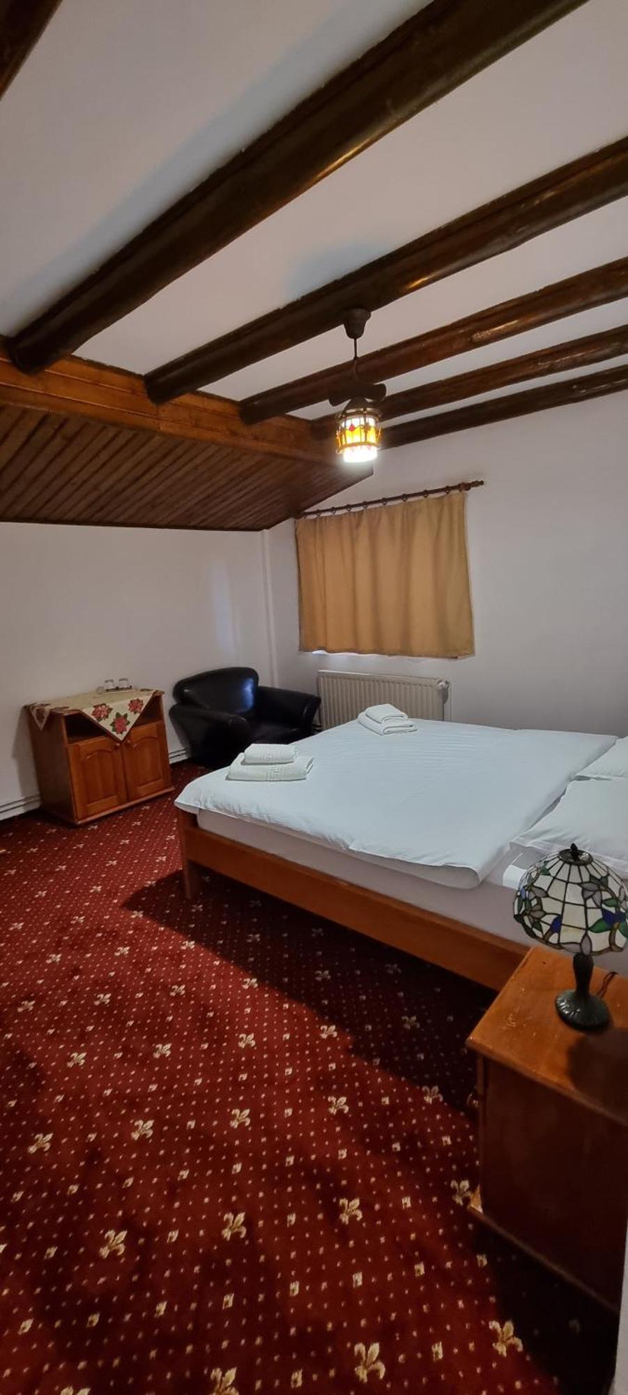 Casa Bondia Villa Pârâul Rece Bagian luar foto